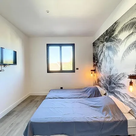 Villa 400m2 Piscine Interieure Tres Calme Agde