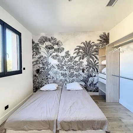 Villa 400m2 Piscine Interieure Tres Calme Agde